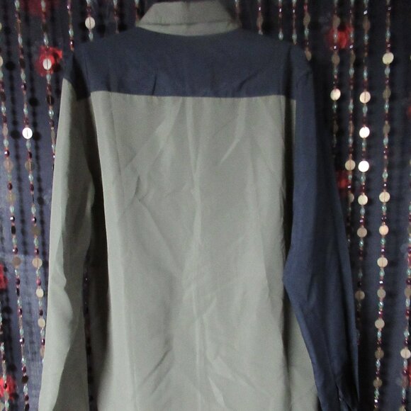 HAKU  Men's Green and Black Button Down Shirt - Picture 3 of 9